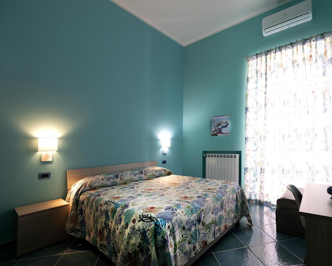 Hotel Casina Lambis à Pouzzoles Extérieur photo
