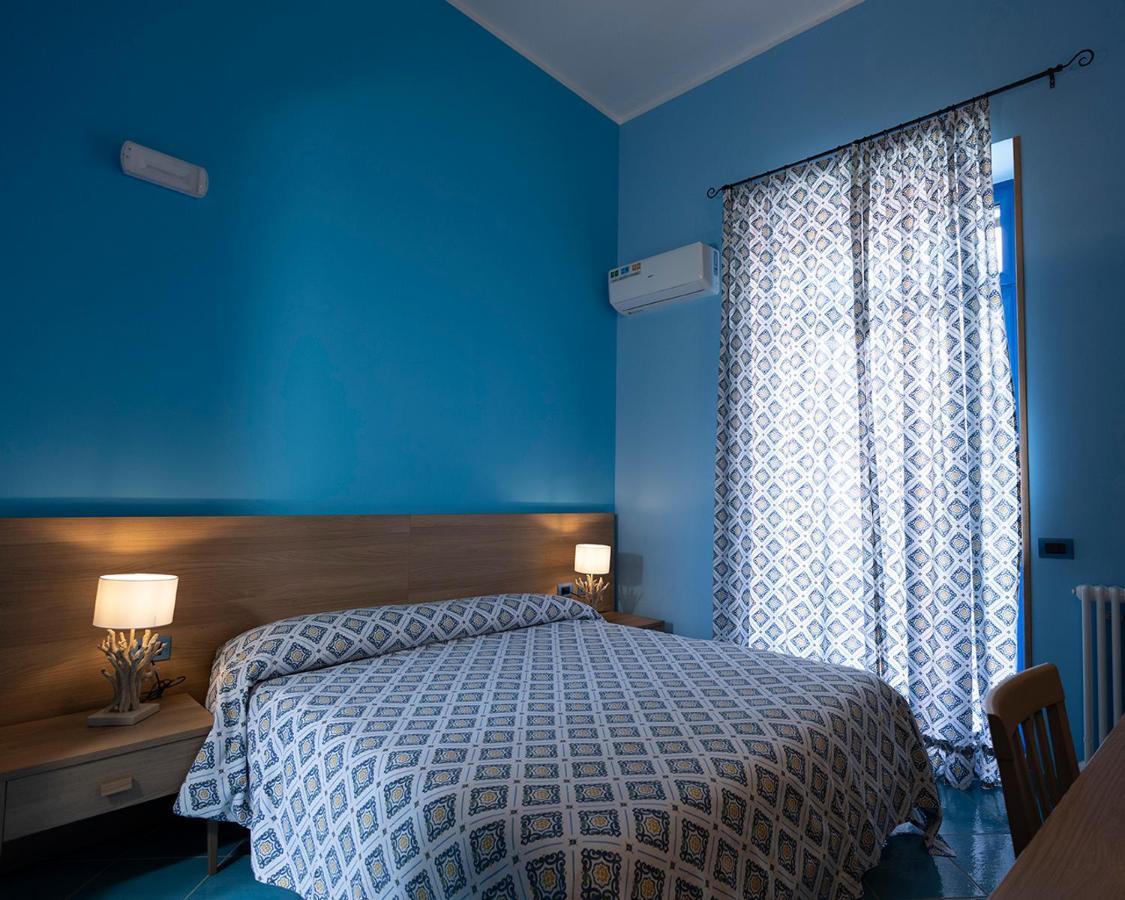 Hotel Casina Lambis à Pouzzoles Extérieur photo