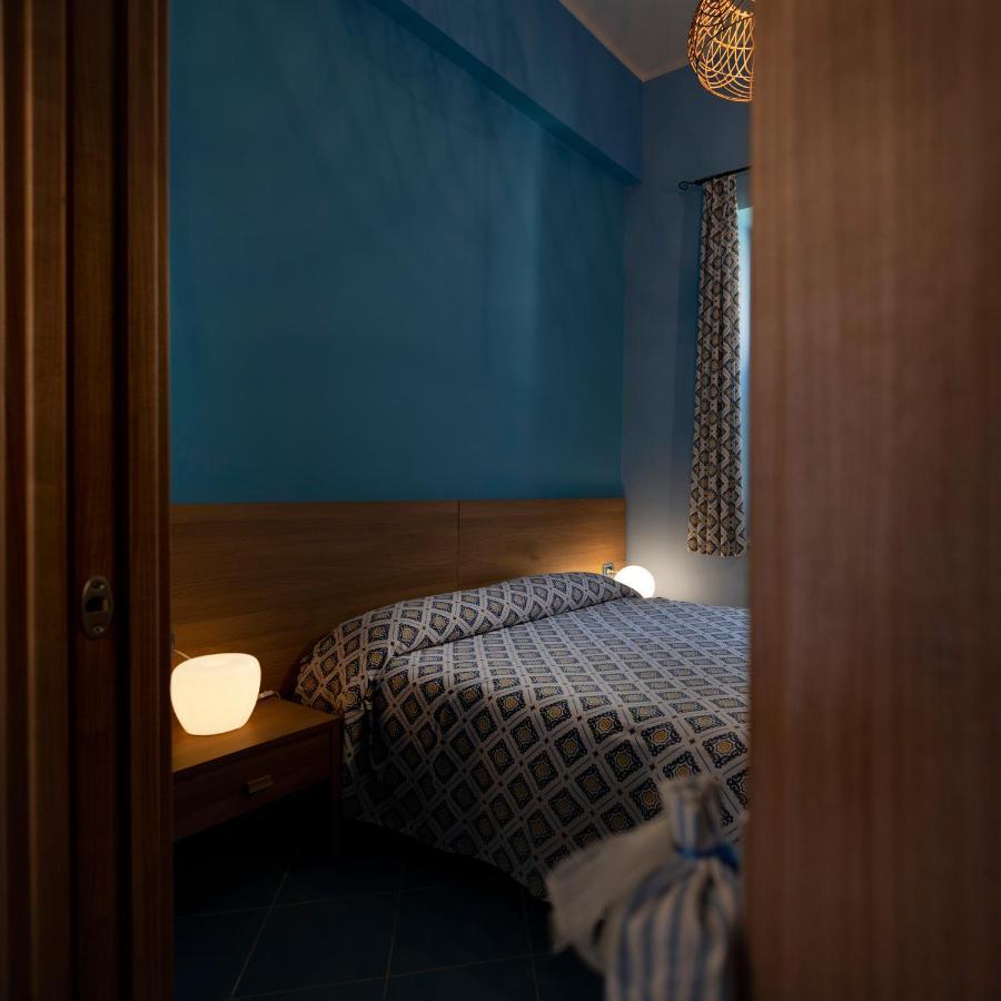 Hotel Casina Lambis à Pouzzoles Extérieur photo